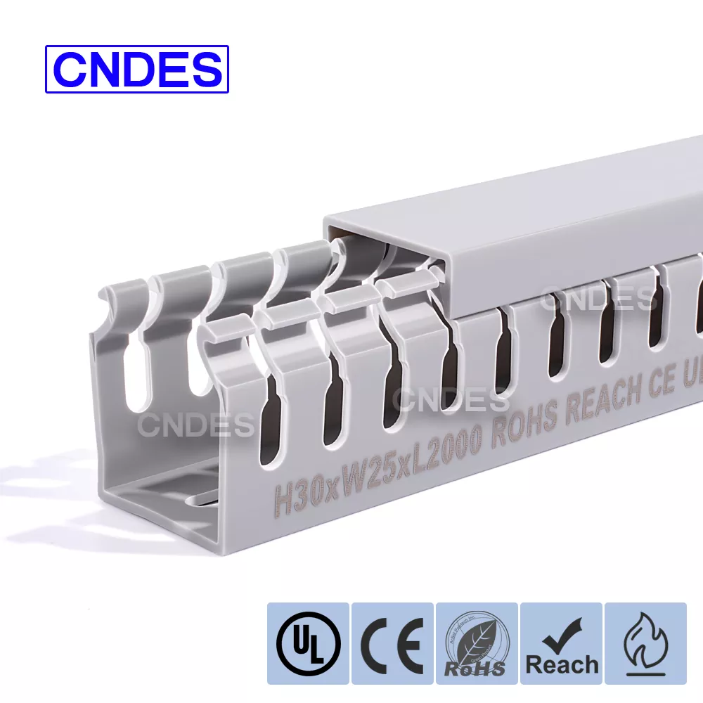 30×25 саңылаулары бар ПВХ сымын қорғау арнасы